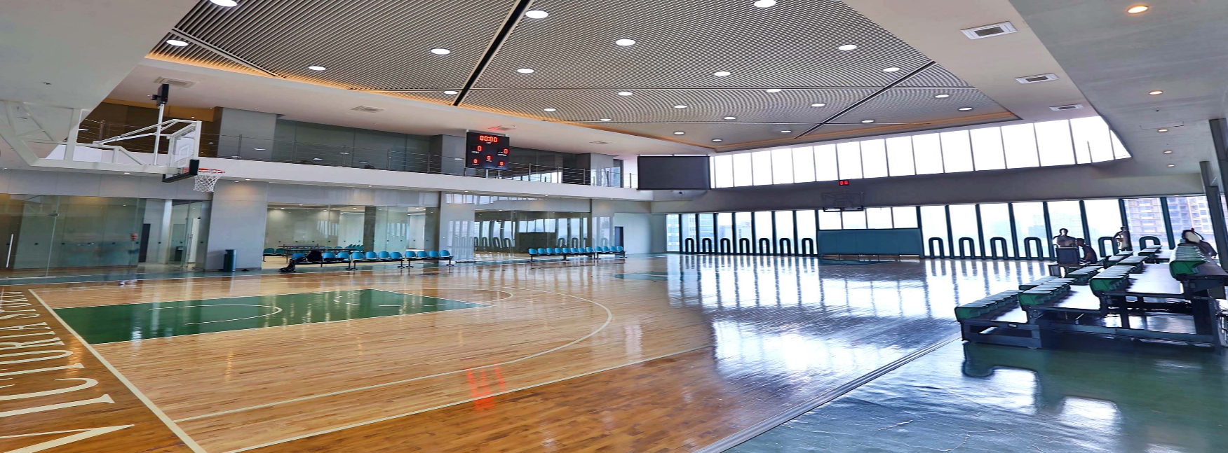 Victoria Sports Tower Monumento Basketball Court